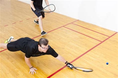 Racquetball Tips and Tricks to Help You Win and Enjoy the Game - Sports Aspire