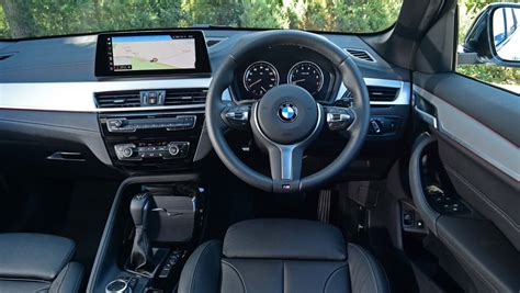 BMW X1 hybrid (2019-2022) interior, dashboard & comfort | DrivingElectric