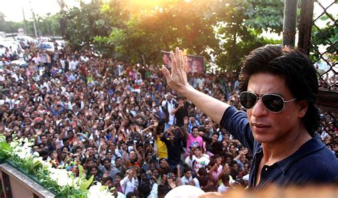 What Standing Outside Shah Rukh Khan's Home Taught Me About Celebrity ...