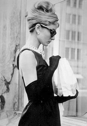 Breakfast at Tiffany's - Audrey Hepburn Photo (210772) - Fanpop