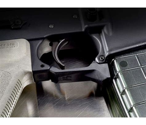 Strike Industries M4/AR-15 Fang Trigger Guard with Magwell Feature - AR15Discounts