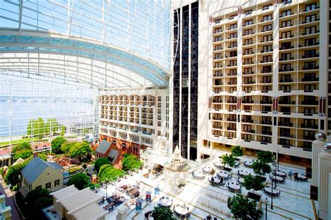 GAYLORD NATIONAL RESORT & CONVENTION CENTER: 2023 Prices & Reviews ...