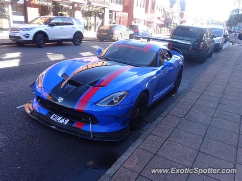 Dodge Viper spotted in Wilmslow, United Kingdom on 10/15/2023