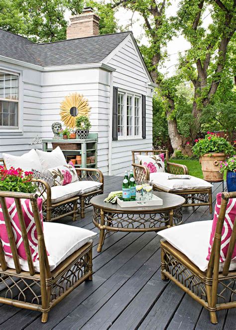 14 Small-Deck Ideas to Decorate Every Inch of the Space You Have