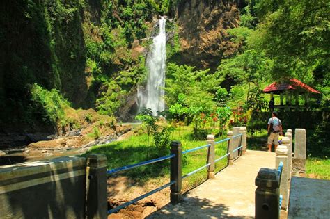 Waterfalls Tiu Pupus North Lombok, waterfalls with a million beauty