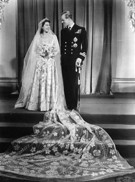 Elizabeth Ii Wedding Photos / 14 Pictures From Queen Elizabeth And ...