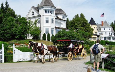 Mackinac Island Vacation: Photos of Things to See and Do Travel Sites ...