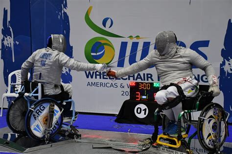 Golden Guissone: Brazilian star picks up first major sabre title - Wheelchair Fencing