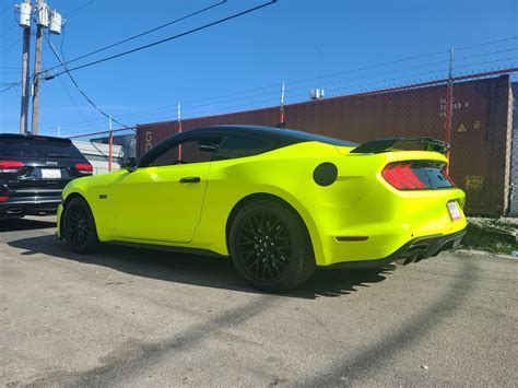 3m satin neon fluorescent yellow with Gloss black stuff : r/CarWraps