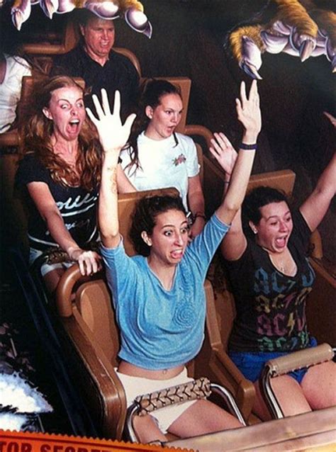 30 Times People Came Back From A Theme Park With Priceless Photos | DeMilked