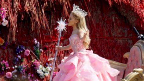 Watch Ariana Grande Sing As She Transforms Into Glinda On 'Wicked' Set | Access