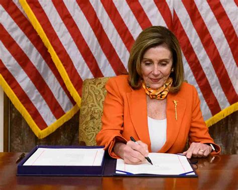 What Nancy Pelosi Book Teaches Us About Leadership Breaking