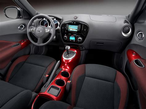 Super Sport Car Evolution: Nissan Juke Interior