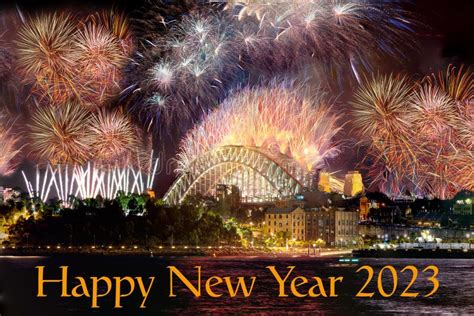 Sydney Harbour Bridge New Years Eve Fireworks 2023, Colourful NYE Fire Works NSW Australia Stock ...