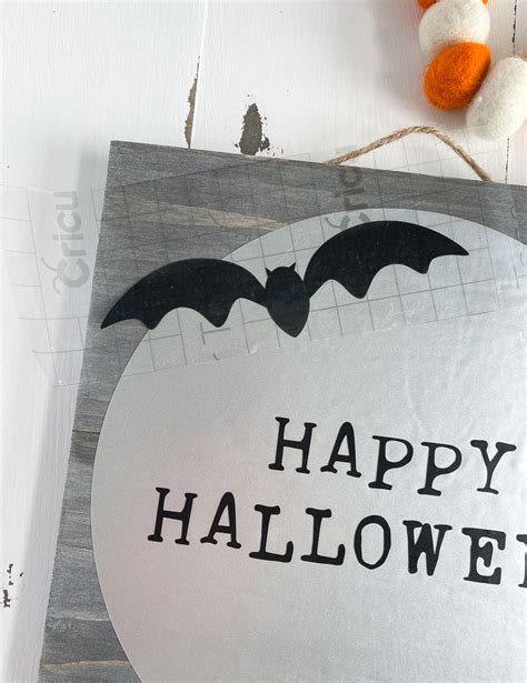 Cricut Halloween Sign with Free SVG - Have a Crafty Day