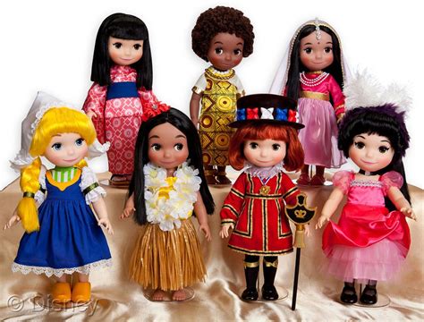 Disney Store Animators' Collection It's A Small World Dolls | Disney ...