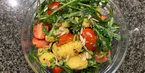 Gnocchi-Salat: Rezept mit Tomaten und Rucola | Utopias Rezeptwelt