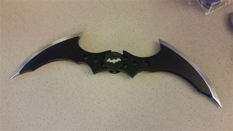 Free STL file Batarang (Batman: Arkham Knight) 🏙️・3D printable design to download・Cults