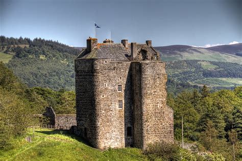 Neidpath Castle | Neidpath Castle, Peebles Scotland. An earl… | Flickr