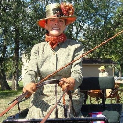 beautiful turnout for a pleasure class. Hat and apron courtesy of www.hatsoffboutique.com ...