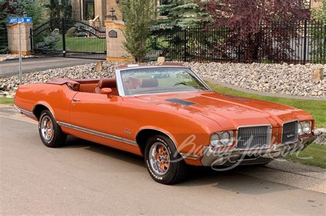 1971 OLDSMOBILE CUTLASS SUPREME CONVERTIBLE