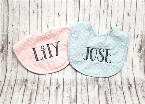 Personalized baby bib / baby bib with name / baby shower gift | Etsy in ...