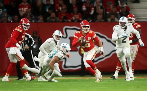 Kansas City Chiefs vs. Miami Dolphins: How to Stream the NFL Game Online