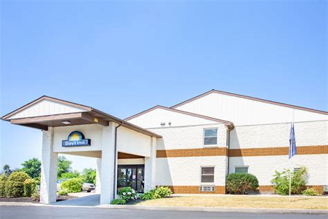 Days Inn by Wyndham Lancaster PA Dutch Country | Ronks, PA Hotels