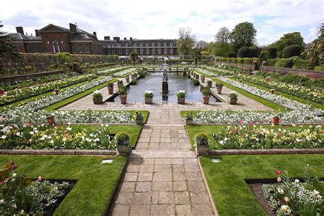 The white garden à Kensington Palace – Noblesse & Royautés