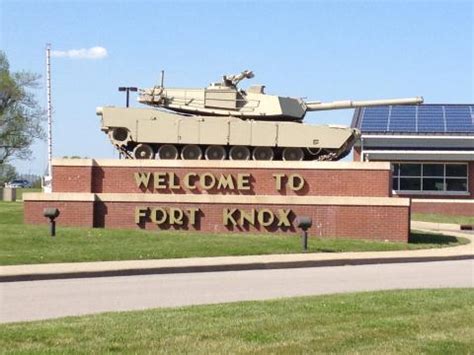 Fort Knox Commissary, Kentucky - Information & Photos – Military Bases