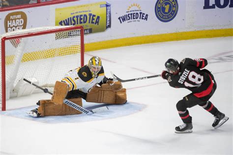 Bruins’ Jeremy Swayman stands tall in head-to-head goaltending circus ...