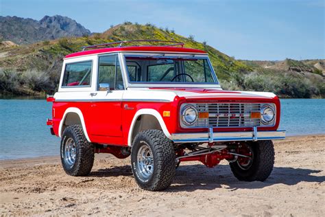 1977 FORD BRONCO CUSTOM SUV