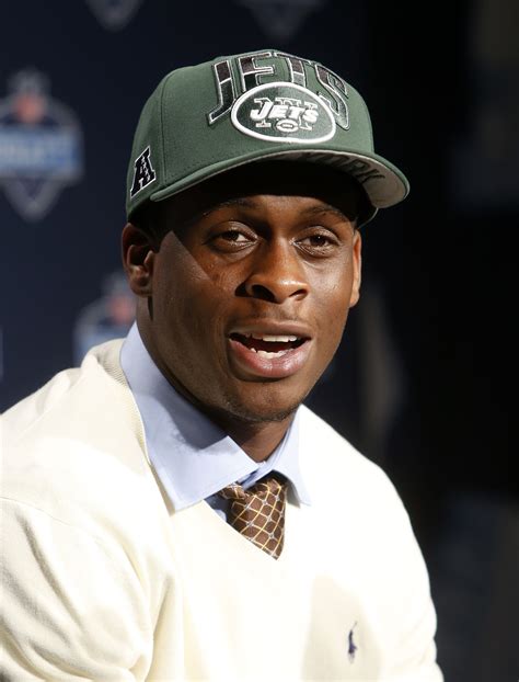 Jets draft QB Geno Smith in 2nd round