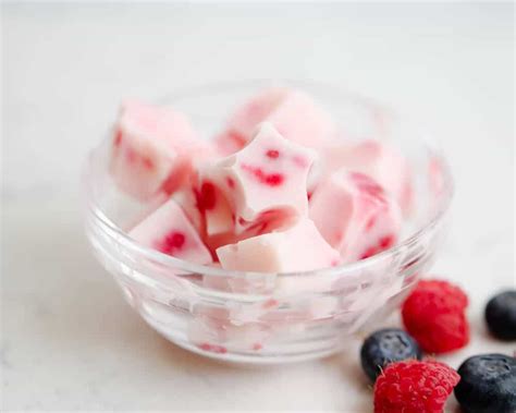 Frozen Berry Yogurt Bites (2 ingredients!) - I Heart Naptime