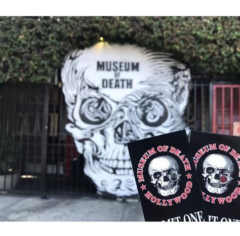 Museum of Death in Hollywood, CA (16 Photos)