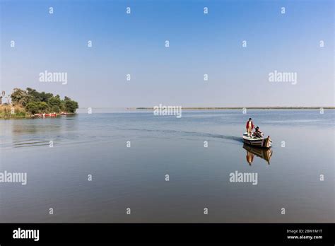 Chenab river near meeting point with Jhelum river, Conquests of ...