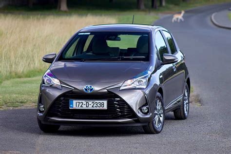 Toyota Yaris Hybrid | Reviews | Complete Car