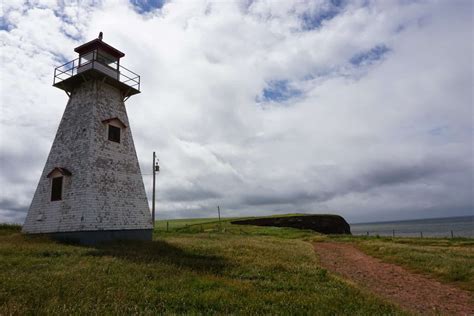 9 Beautiful Must-See Lighthouses on Prince Edward Island - Gone With ...