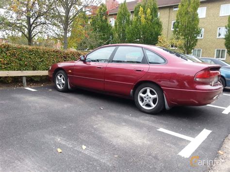 Mazda 626 Hatchback 2.0 116hp, 1994