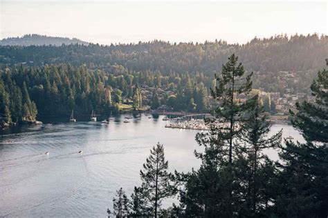 DEEP COVE HIKE | QUARRY ROCK TRAIL - Wild About BC