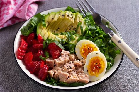 Fresh Tuna Salad Recipe | LEAFtv