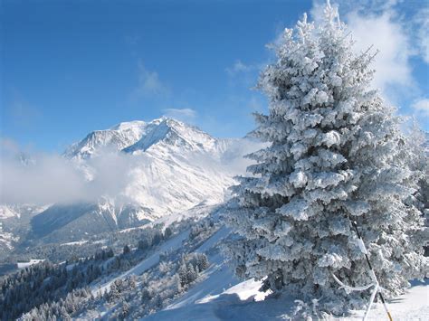 File:00 Saint-Gervais-Les-Bains - Mont Blanc - JPG1.jpg - Wikimedia Commons