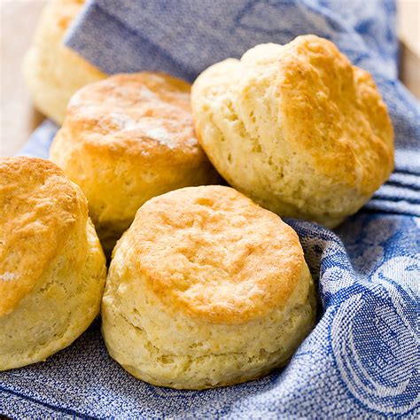 [Recipe] Delicious Flaky Buttermilk Biscuits | Salvagente