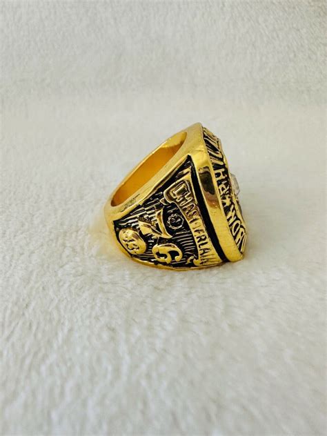 1967 Philadelphia 76ers Championship Ring Replica WILT CHAMBERLAIN ...