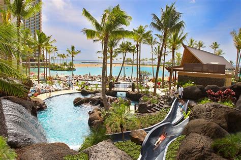 Hawaii's Most Amazing Hotel Pools