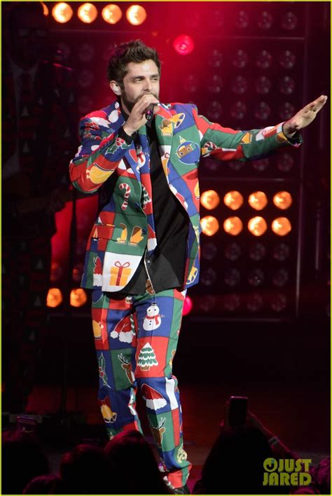 Photo: thomas rhetts concert outfit is a christmas explosion 01 | Photo ...