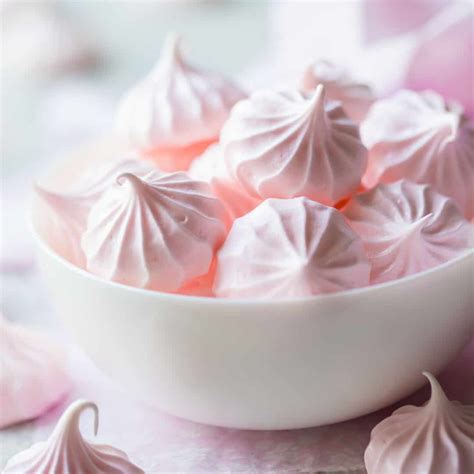 Meringue Cookies + How to Make Meringue -Baking a Moment