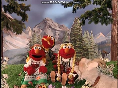 Elmo S World Wild Animals Imagination - Get More Anythink's