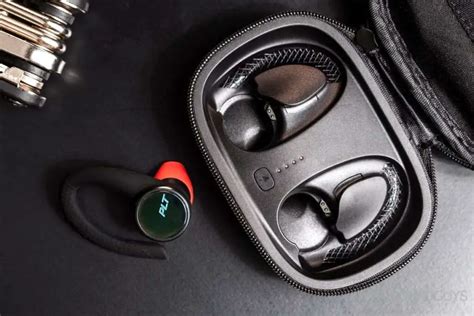 How to Pair Plantronics Backbeat Fit | Headphonesaver