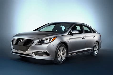 2015 Hyundai Sonata Plug-in Hybrid Electric Vehicle (PHEV) - InspirationSeek.com